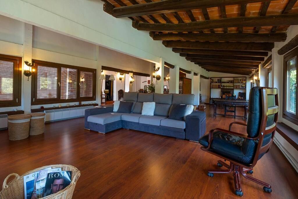 Villa Casa Rural Mas Del Gall - Casa Nova, Barcelona à Tordera Extérieur photo
